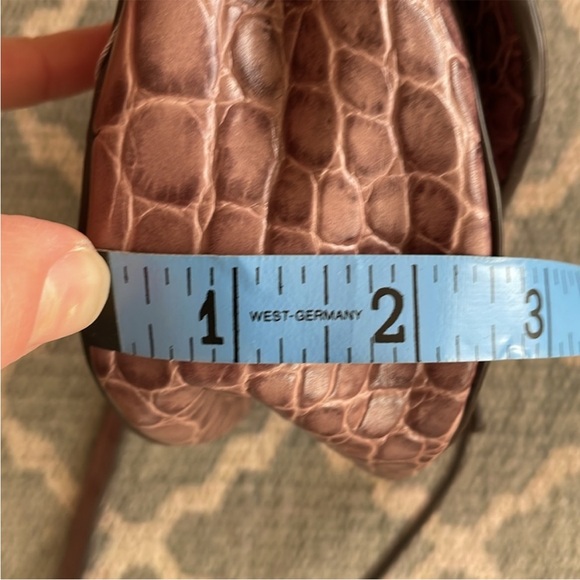 J. Crew Mauve Croc-Embossed Leather Crossbody Bag with Gold Hardware - Picture 13 of 16